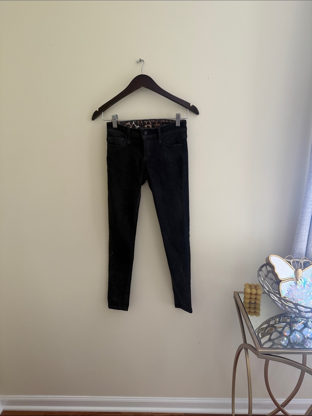 Joe's Jeans Black Women's Skinny Jeans with Subtle Leopard Waistband